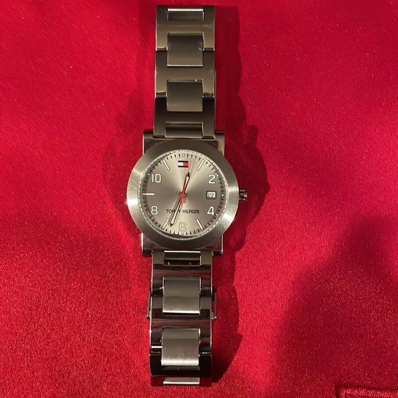 Tommy Hilfiger Mens Stainless Steel Water Resistant Watch - Picture 4 of 10